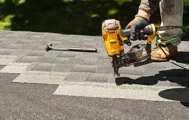Best Local Roofing Companies  in Richland, PA